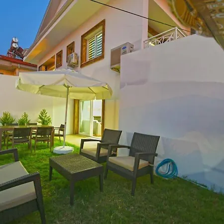 Stella-jakuzili Saunali Kapali Havuzlu * Fethiye