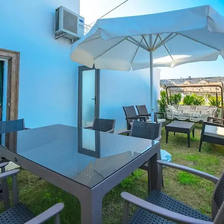 Stella-jakuzili Saunali Kapali Havuzlu Fethiye